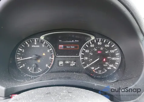 2015 Nissan Altima 2.5 S z USA, uszkodzony, nr VIN 1N4AL3AP8FN861212